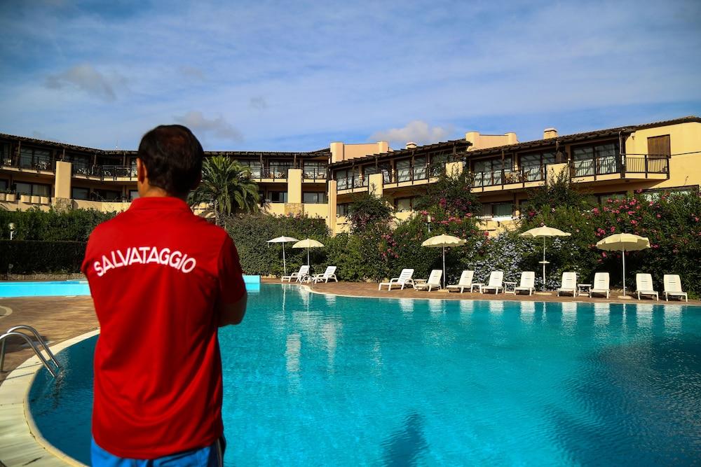 Sporting Hotel Tanca Manna Cannigione Exterior photo