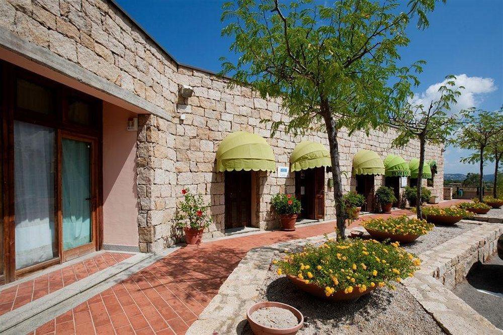Sporting Hotel Tanca Manna Cannigione Exterior photo