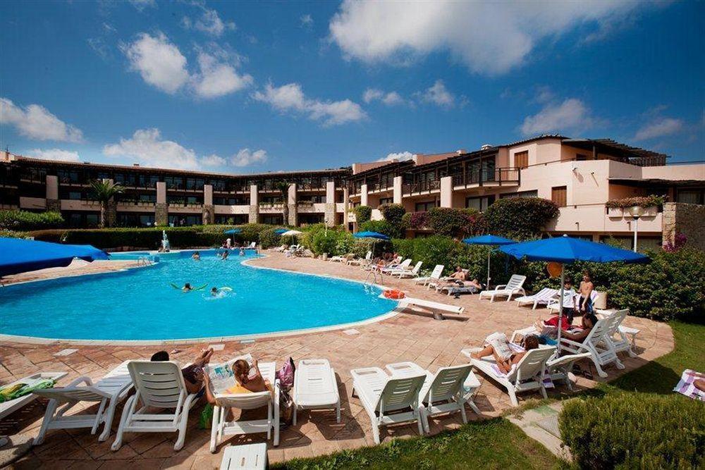 Sporting Hotel Tanca Manna Cannigione Exterior photo